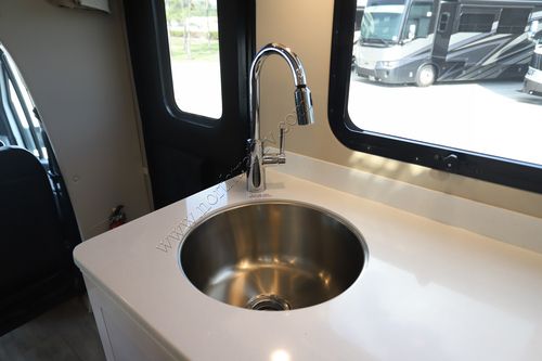 2023 Renegade Rv Vienna 25VRMC