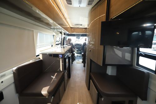 2023 Winnebago Era 70X