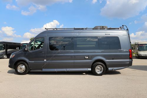 2023 Winnebago Era 70X