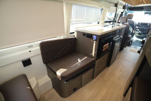 2023 Winnebago Era 70X