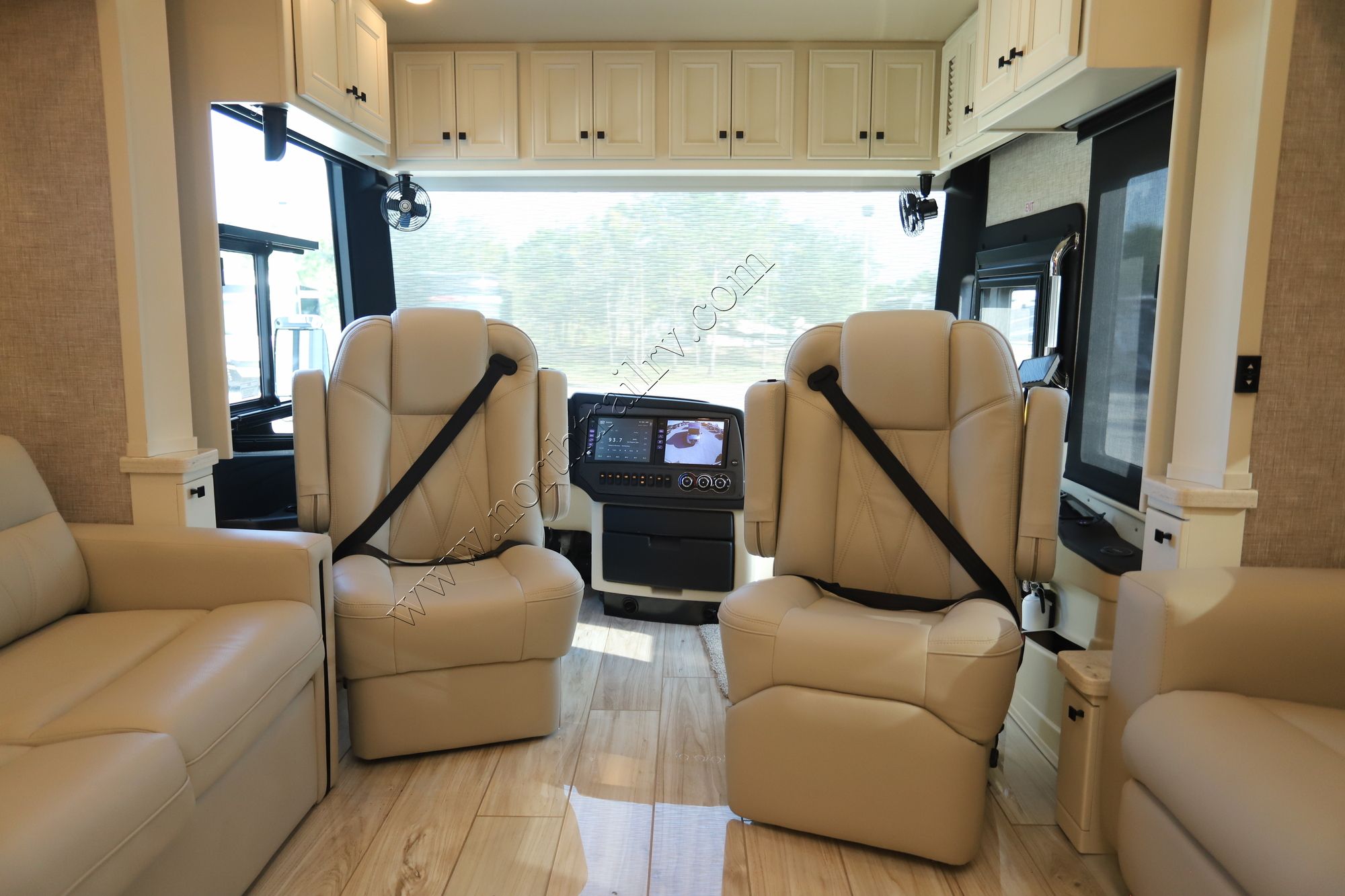 New 2023 Tiffin Motor Homes Allegro Bus 45FP Class A  For Sale