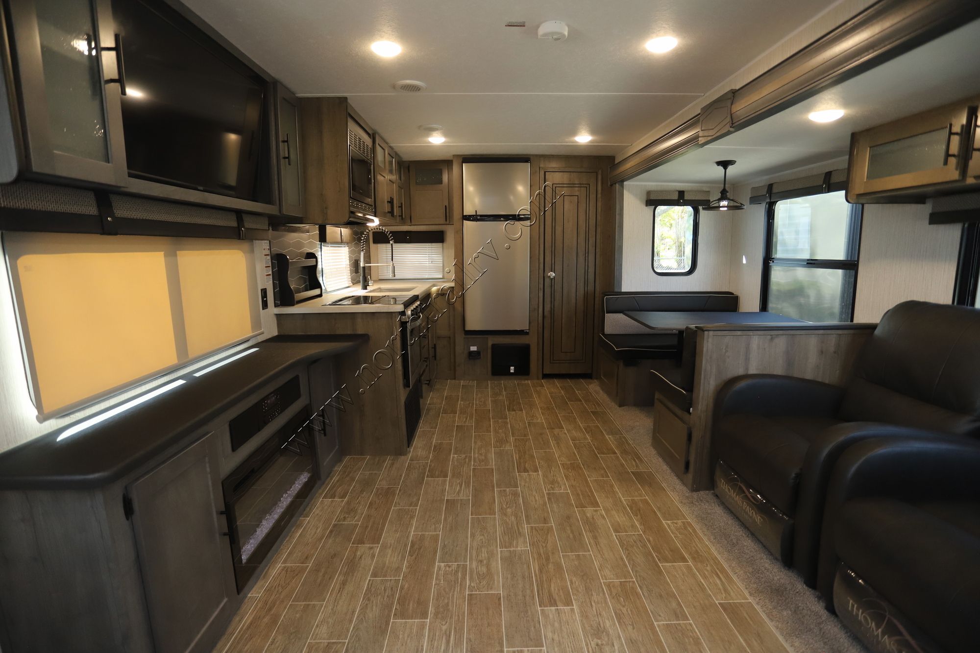Used 2021 Forest River Palomino 28RKQS Travel Trailer  For Sale