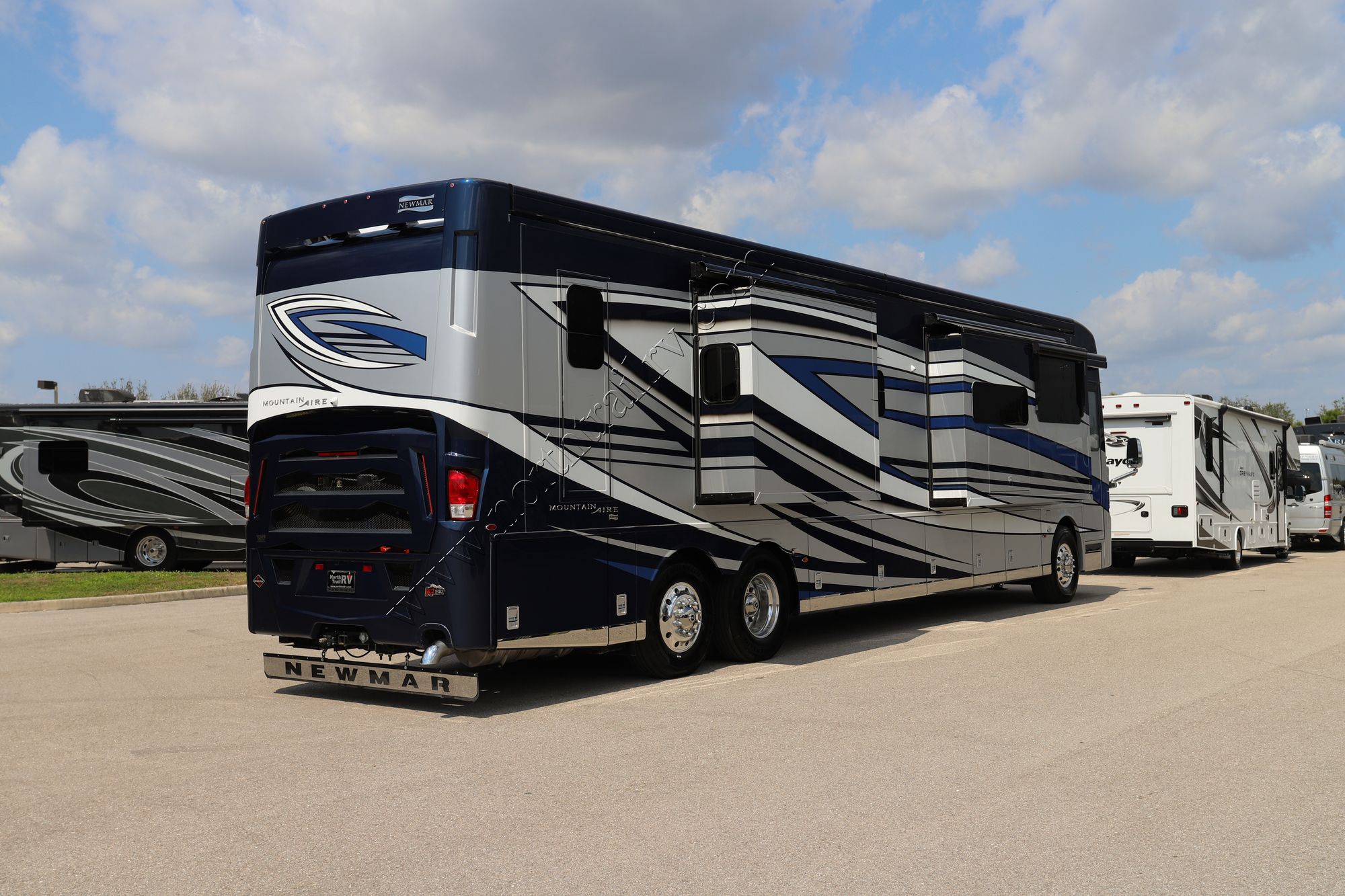 New 2023 Newmar Mountain Aire 4535 Class A  For Sale