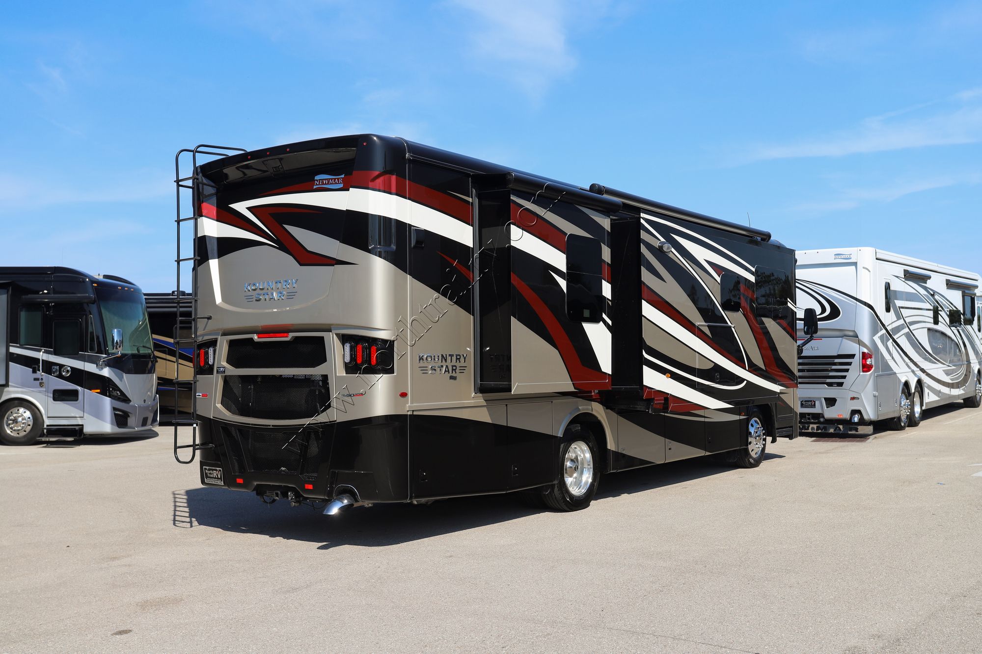 New 2023 Newmar Kountry Star 3412 Class A  For Sale