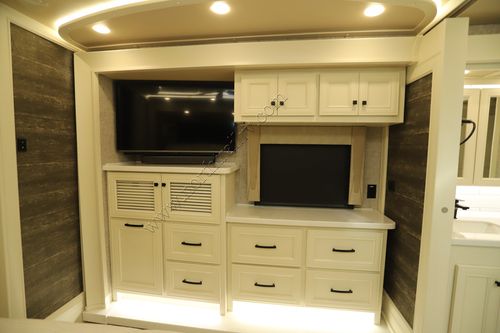 2023 Tiffin Motor Homes Allegro Bus 45OPP