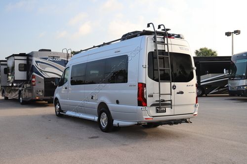 2023 Winnebago Era 70X