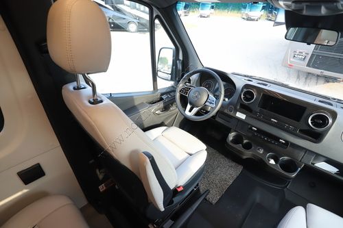 2023 Winnebago Era 70X
