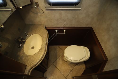 2011 Winnebago Tour 42AD