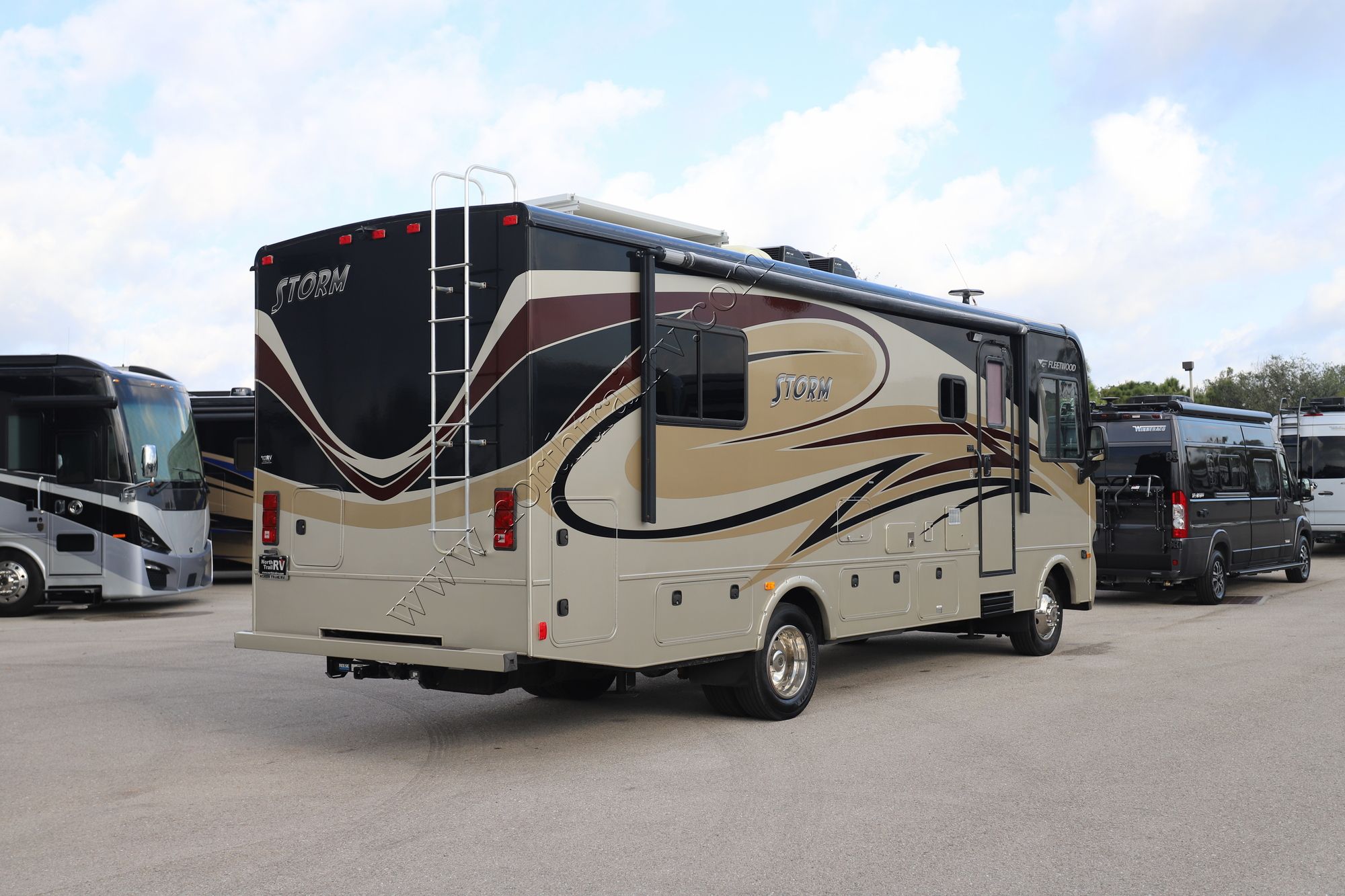 Used 2014 Fleetwood Storm 28MS Class A  For Sale