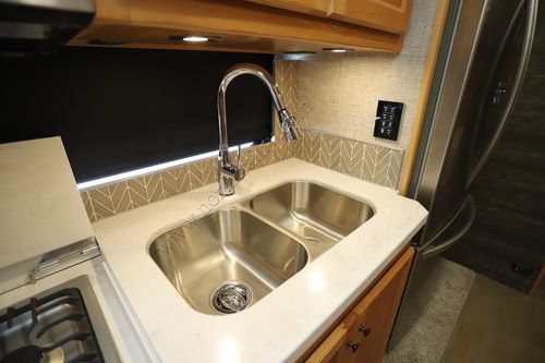 2023 Tiffin Motor Homes Allegro 34PA