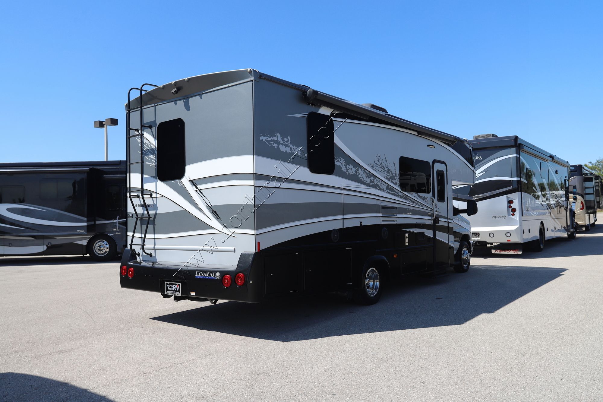 Used 2018 Dynamax Isata 4 25FWF Class C  For Sale