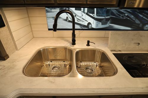 2023 Tiffin Motor Homes Allegro Bus 45OPP