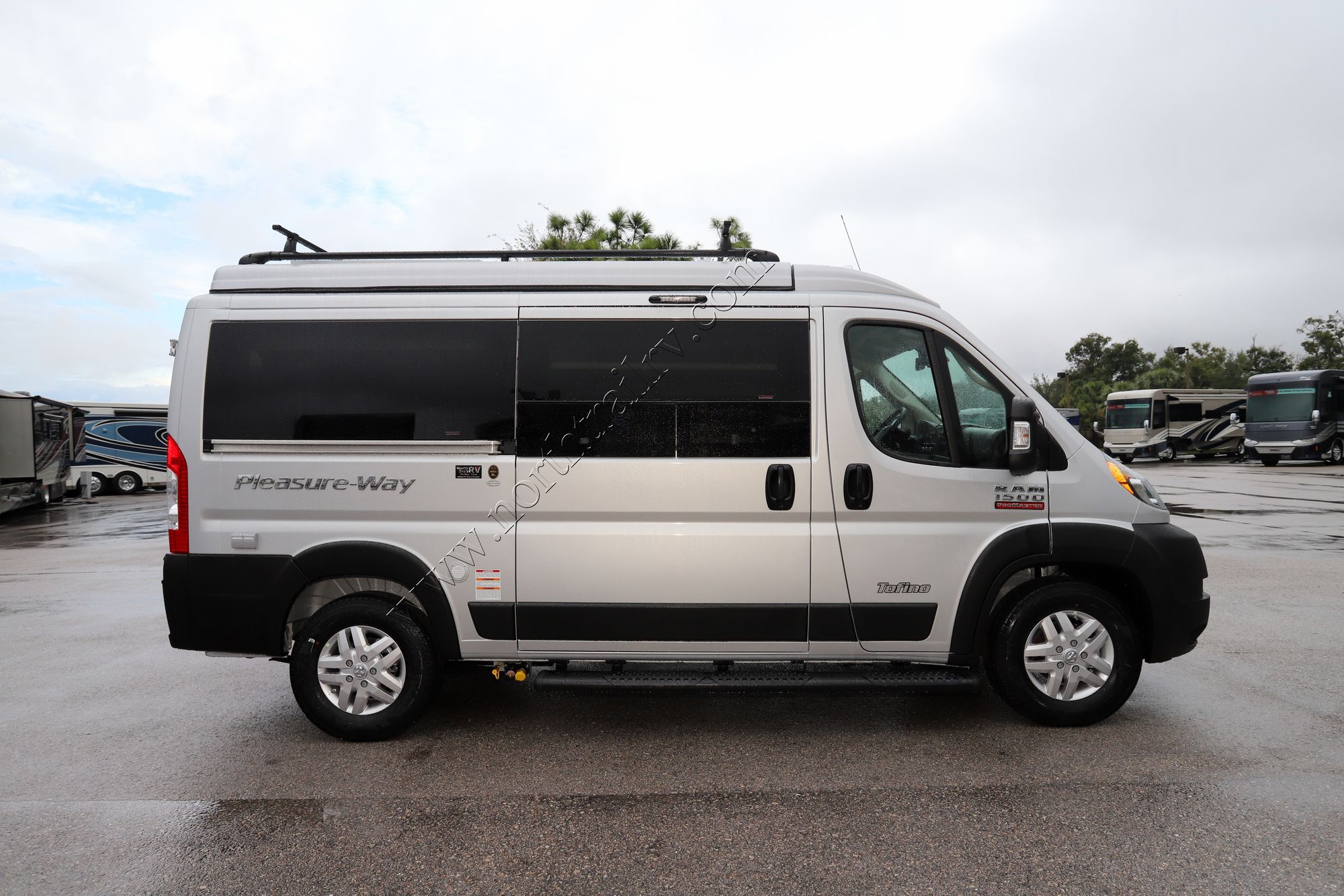 New 2022 Pleasure-Way Tofino POP-UP Class B  For Sale