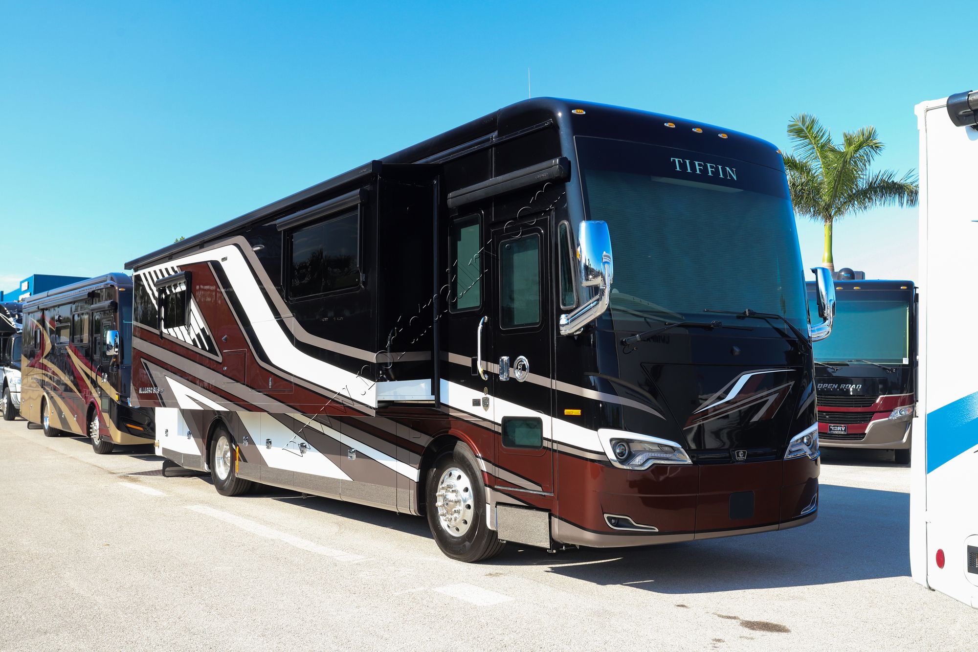 New 2023 Tiffin Motor Homes Allegro Bus 35CP Class A  For Sale