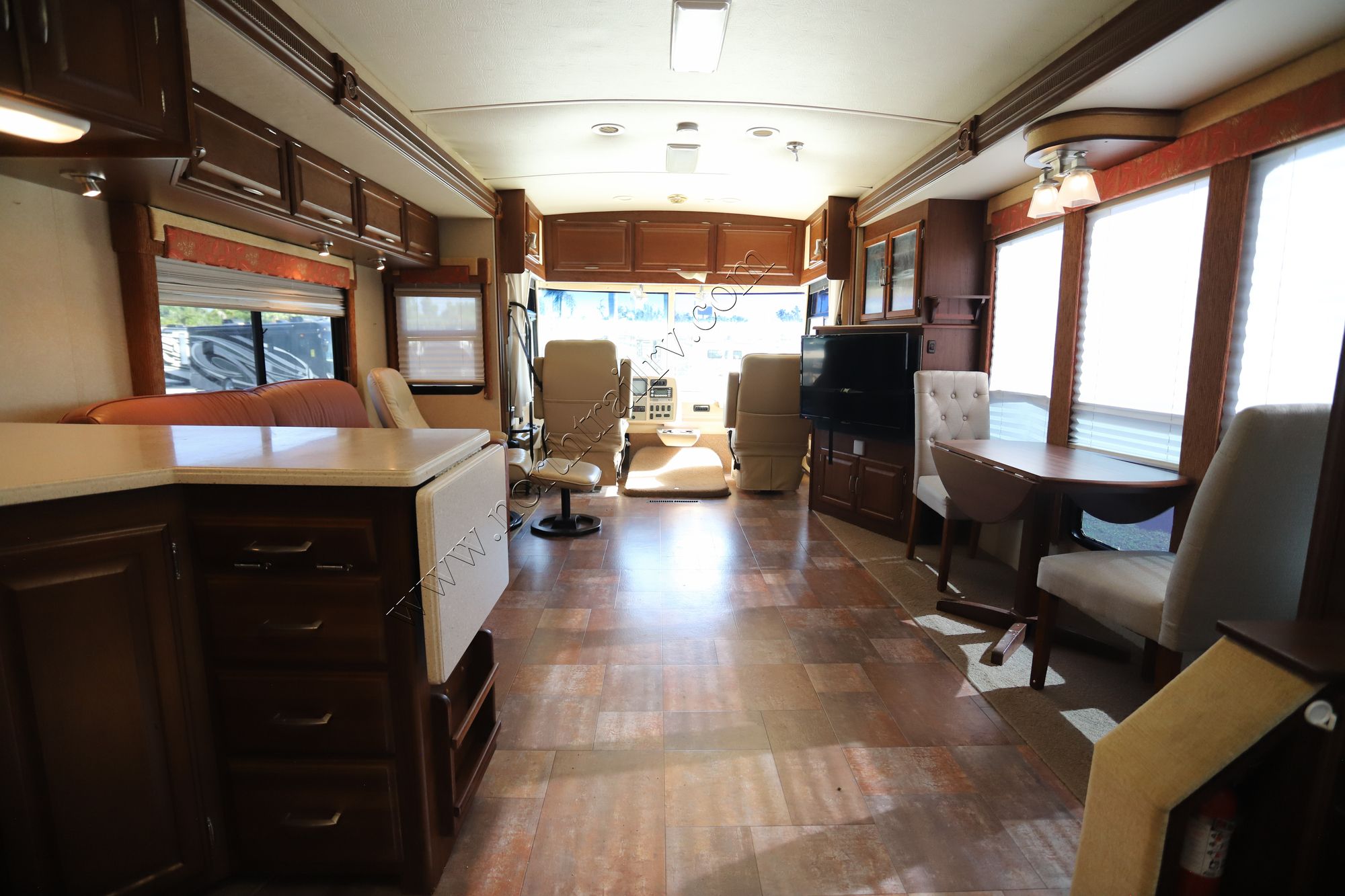 Used 2007 Winnebago Adventurer 38J Class A  For Sale