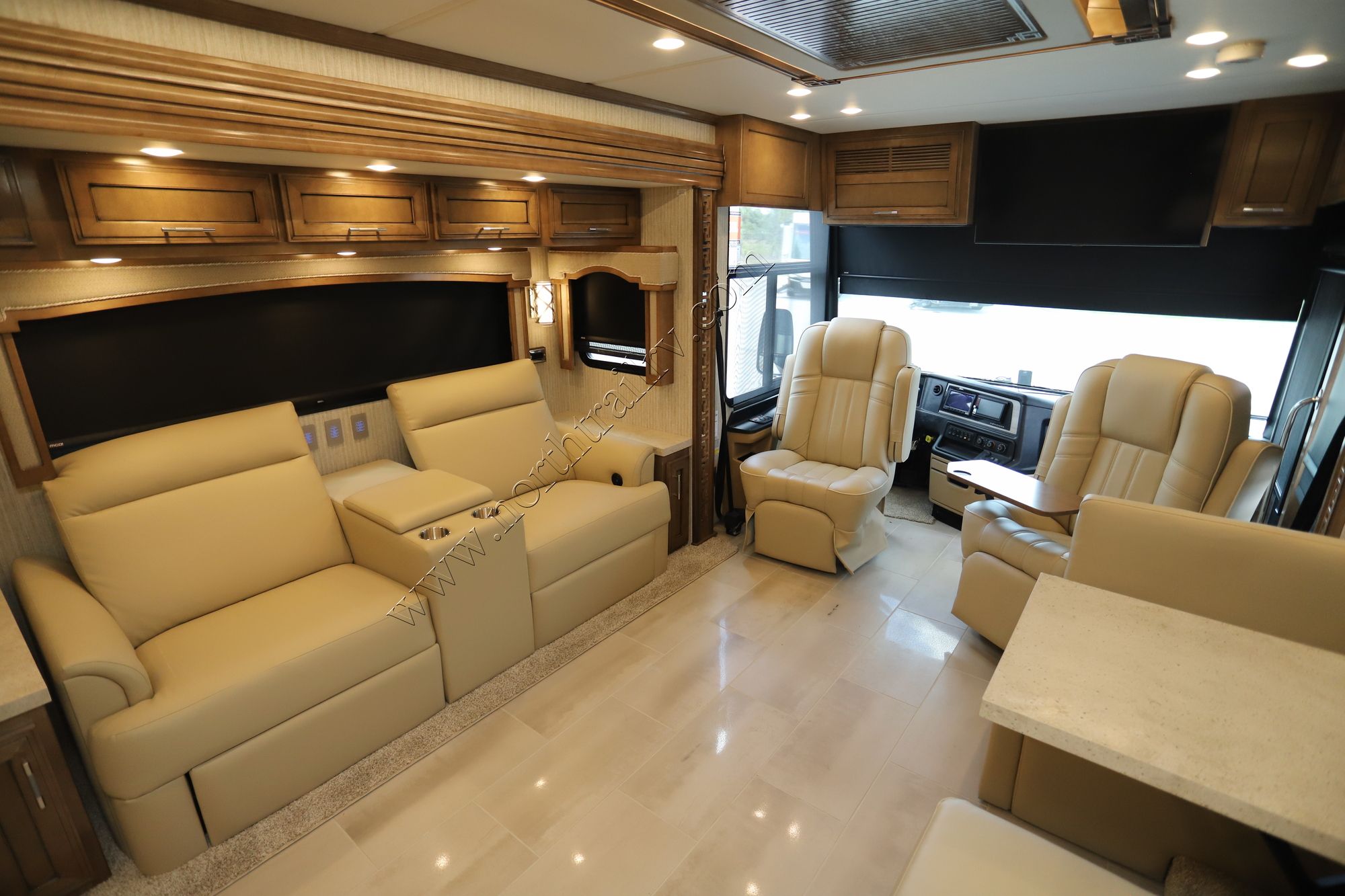 New 2023 Newmar Ventana 4068 Class A  For Sale