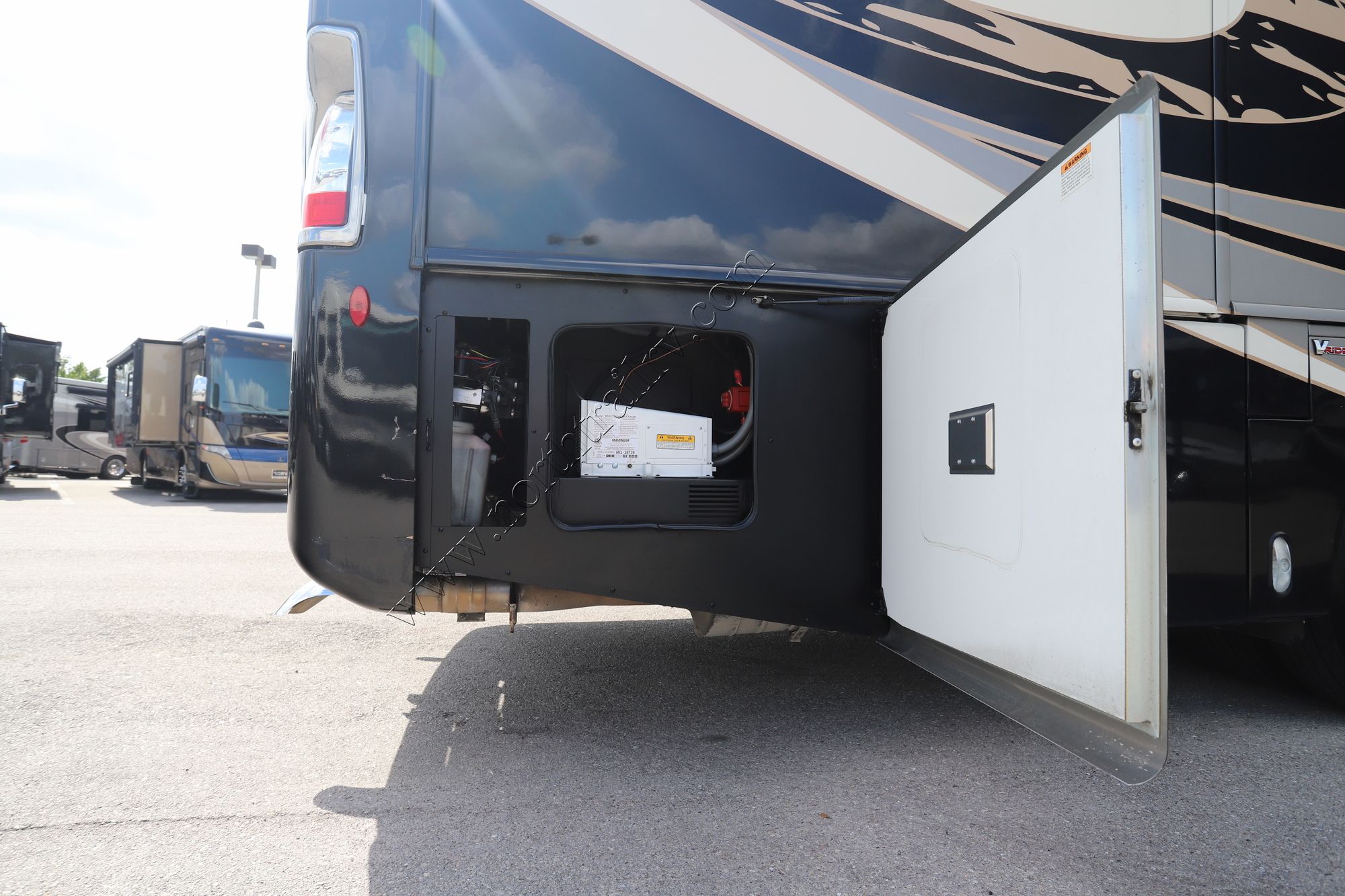 Used 2019 Fleetwood Discovery Lxe 40M Class A  For Sale
