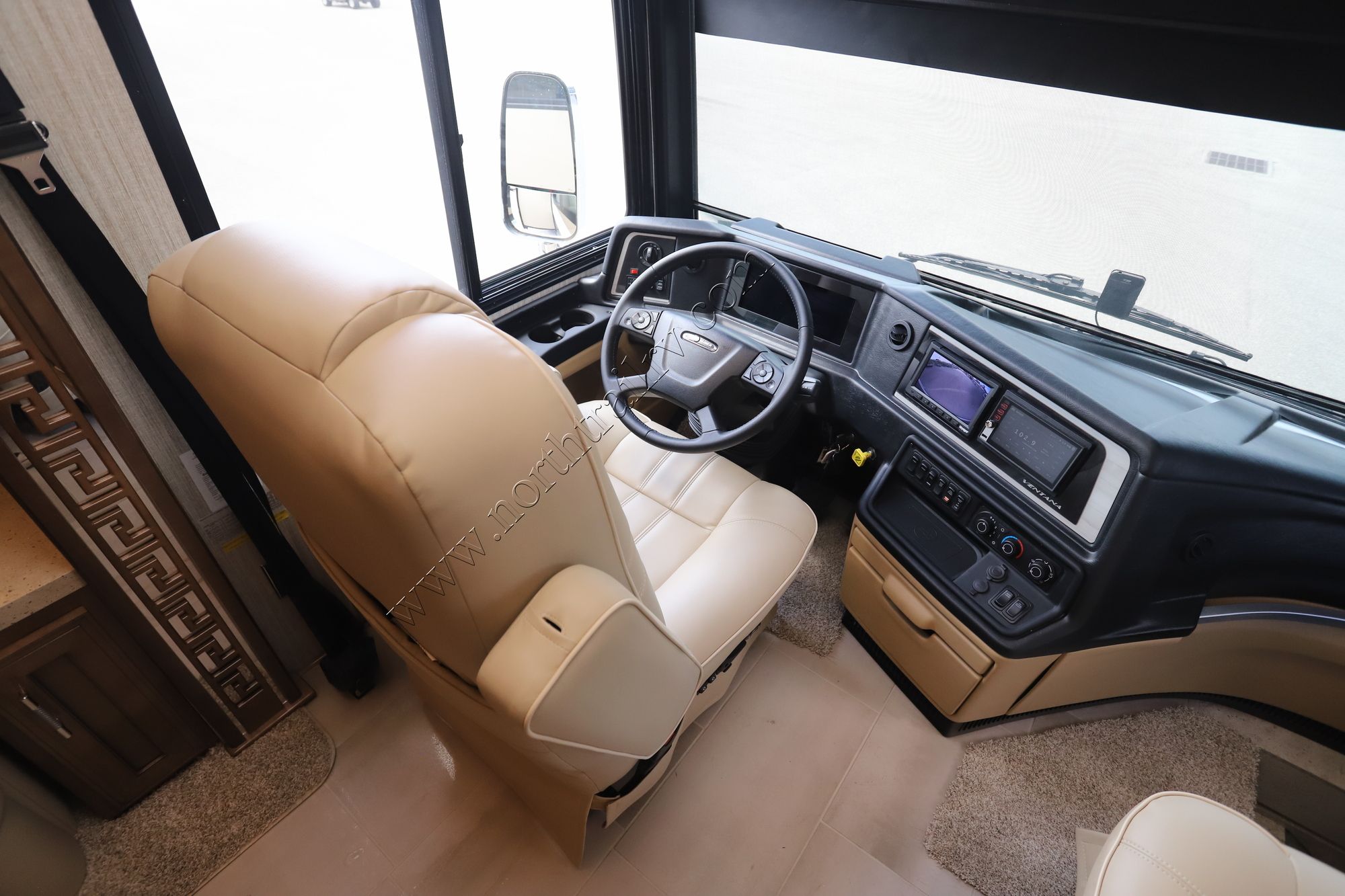 New 2023 Newmar Ventana 4068 Class A  For Sale