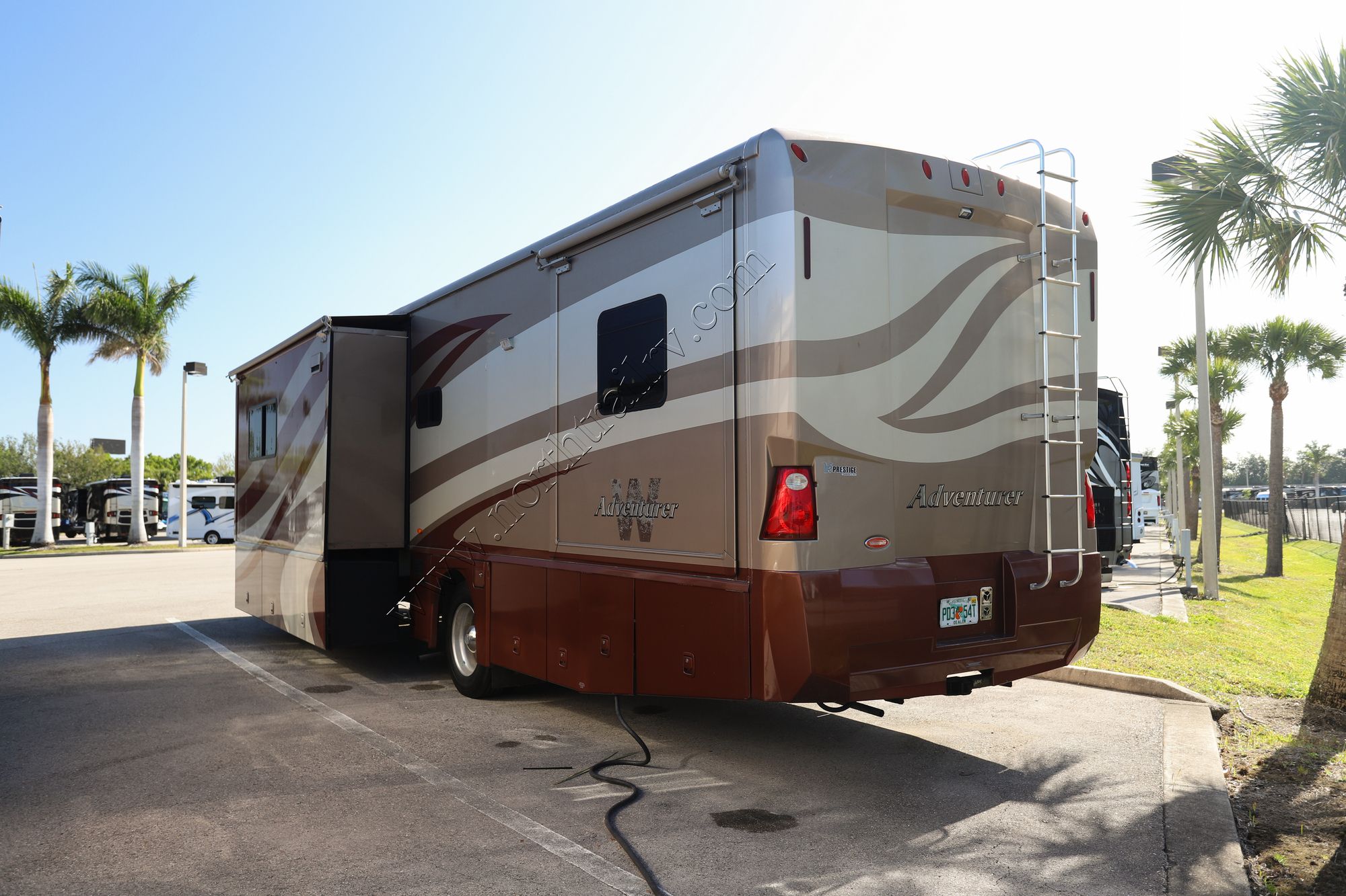 Used 2007 Winnebago Adventurer 38J Class A  For Sale