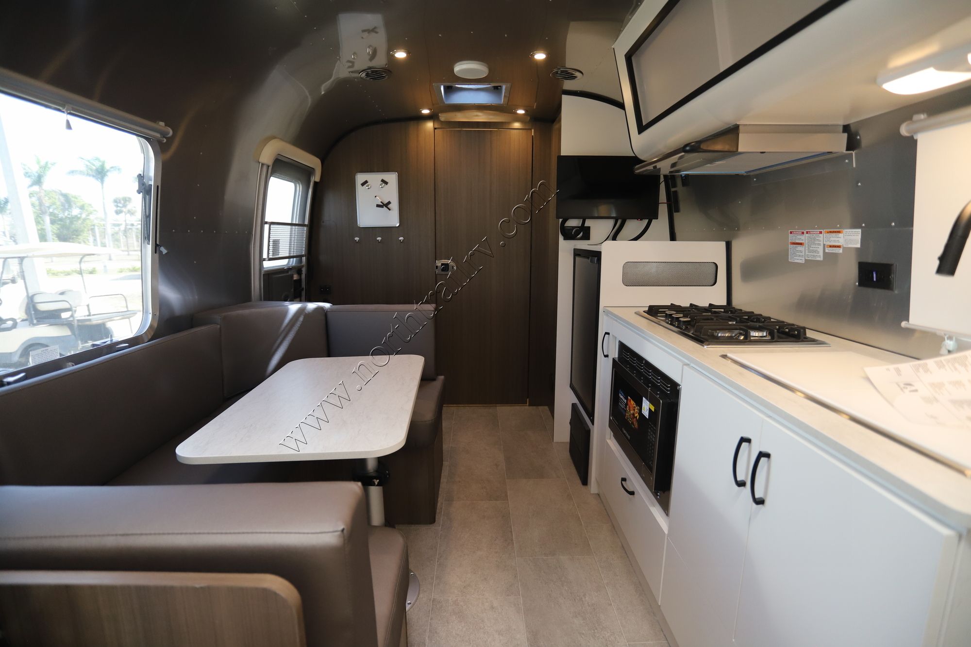 New 2023 Airstream Caravel 22FB Travel Trailer  For Sale