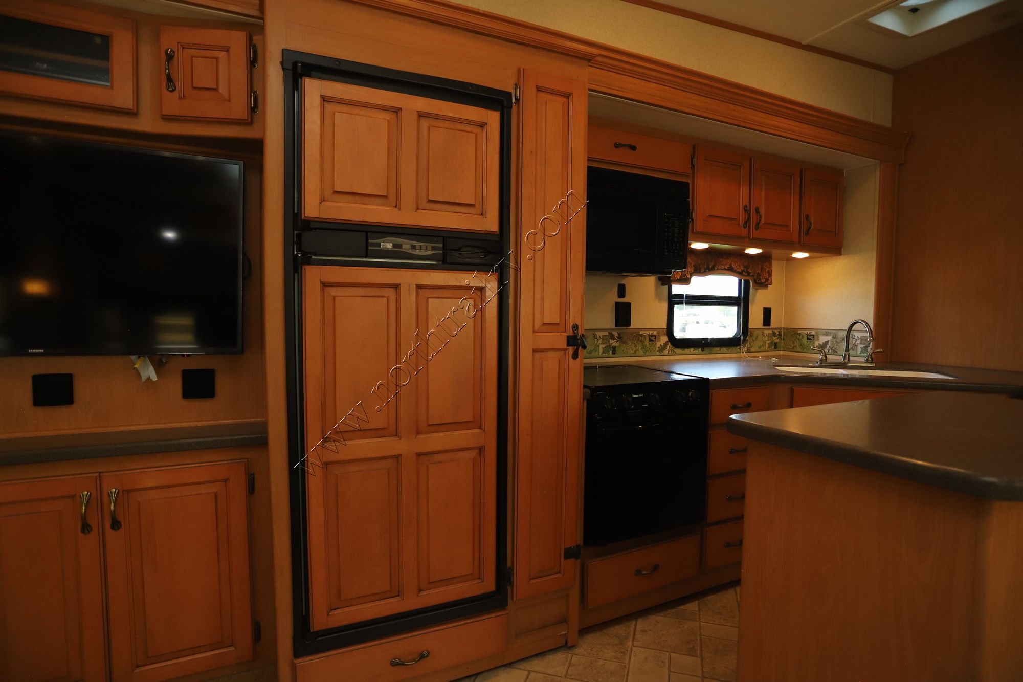 Used 2008 Carriage Cameo 35SB3 Fifth Wheel  For Sale