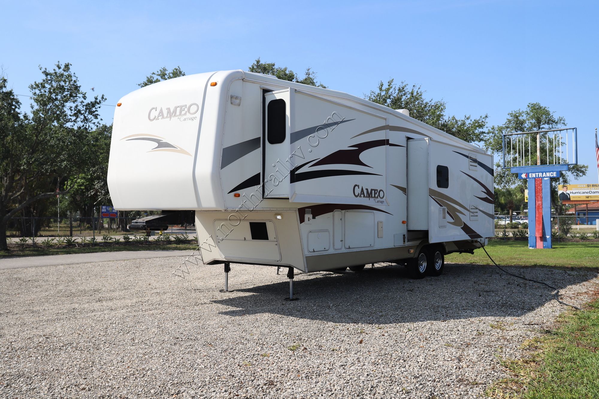 Used 2008 Carriage Cameo 35SB3 Fifth Wheel  For Sale