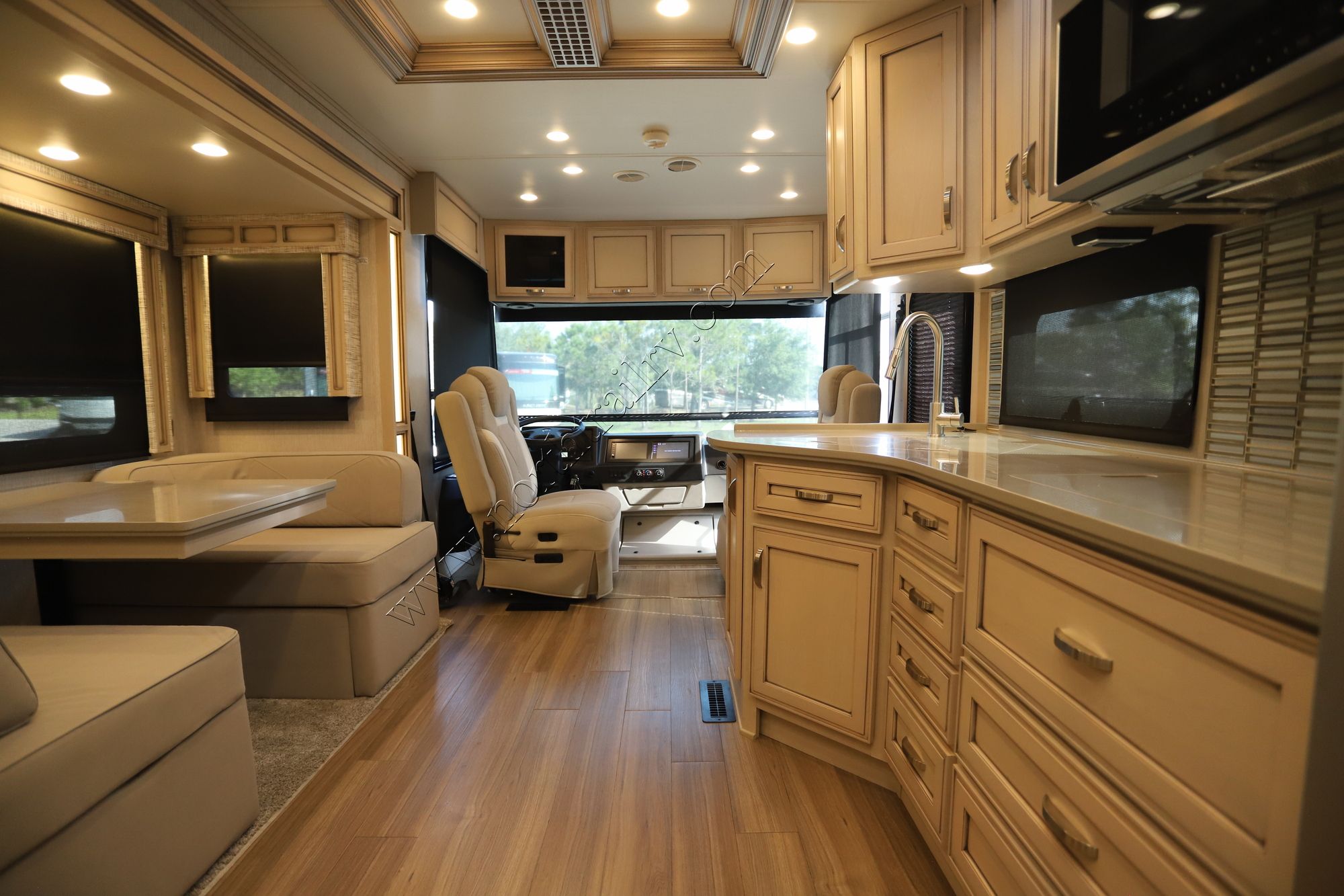 Used 2021 Newmar Canyon Star 3710 Class A  For Sale
