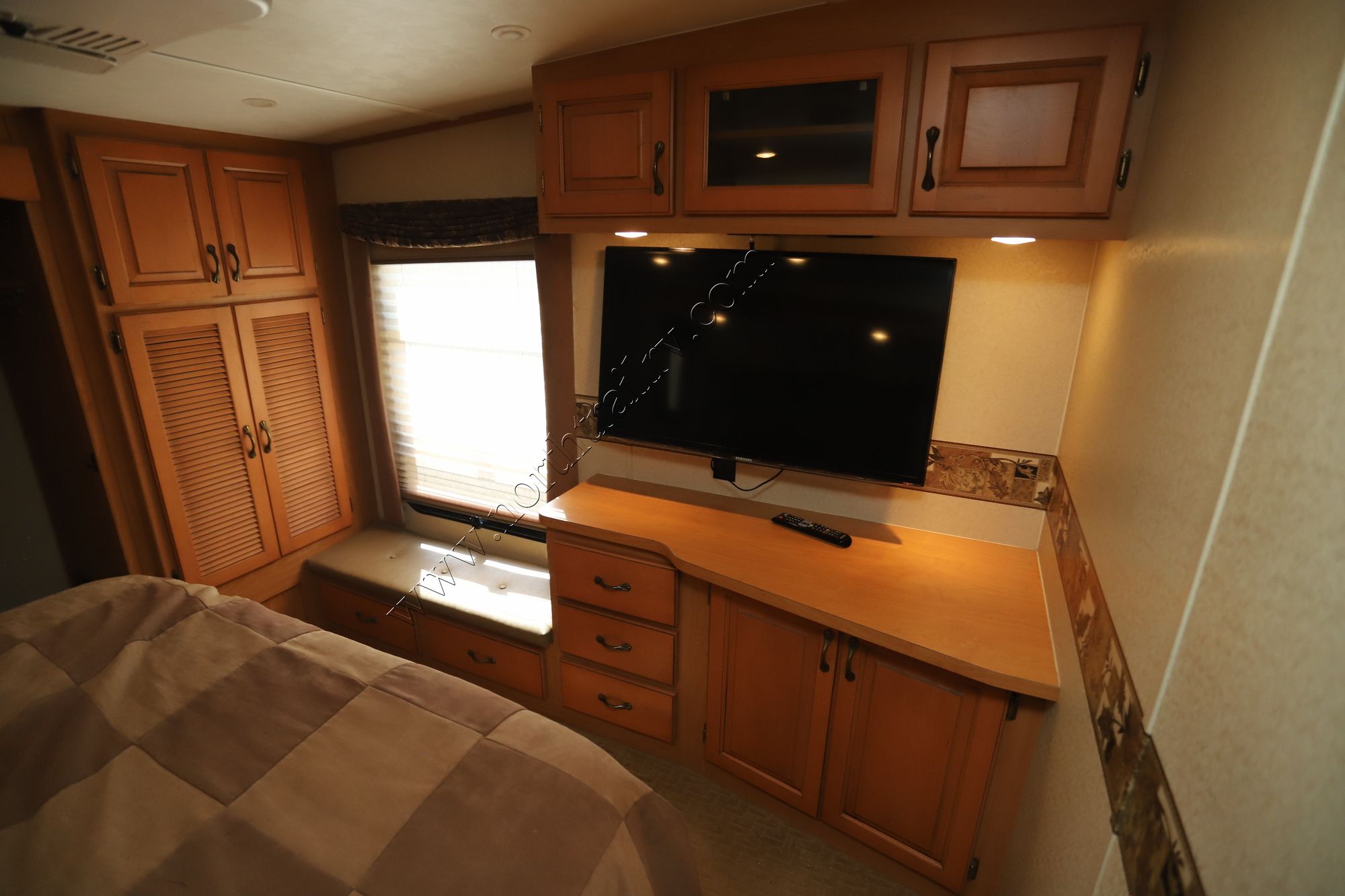 Used 2008 Carriage Cameo 35SB3 Fifth Wheel  For Sale