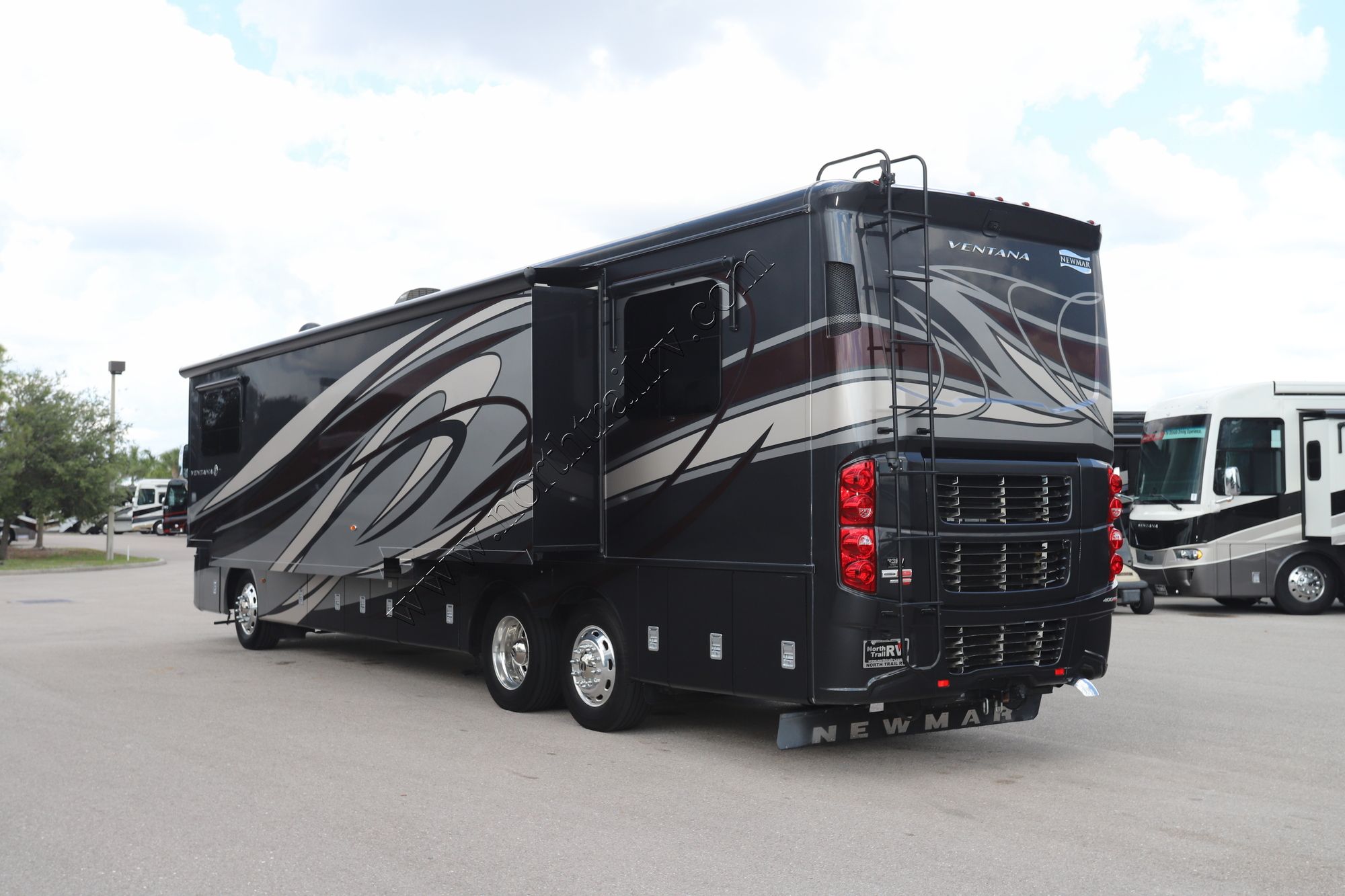 Used 2018 Newmar Ventana 4046 Class A  For Sale