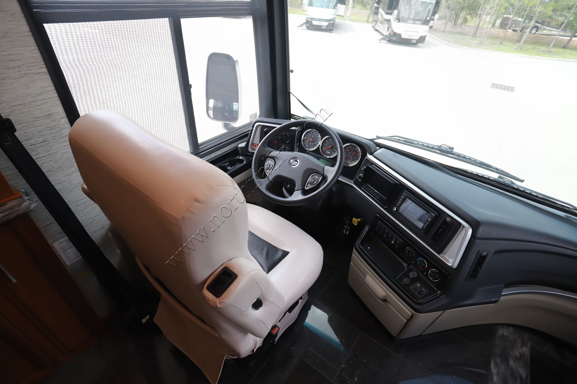 Used 2018 Newmar Ventana 4046 Class A  For Sale