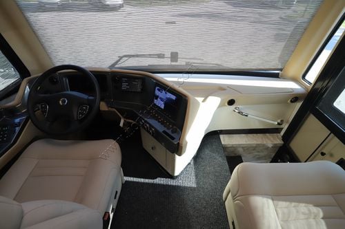 2022 Tiffin Motor Homes Phaeton 44OH
