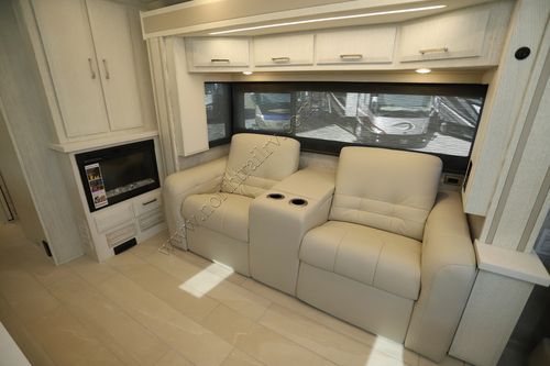 2023 Newmar New Aire 3543