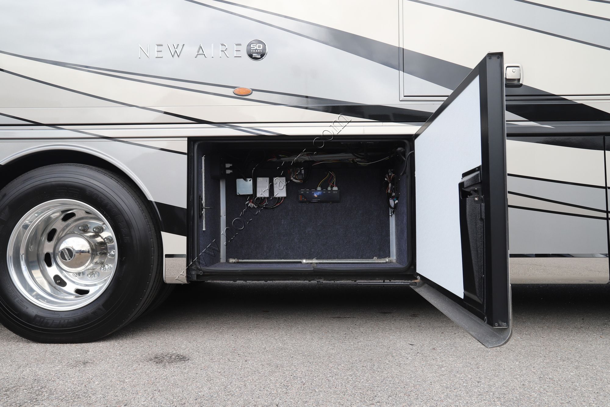 Used 2018 Newmar New Aire 3343 Class A  For Sale