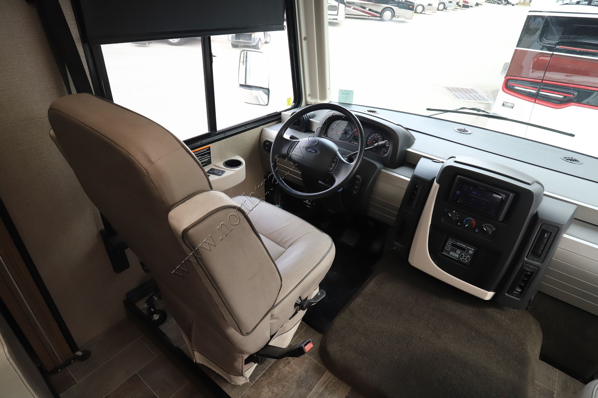 Used 2018 Winnebago Intent 29L Class A  For Sale