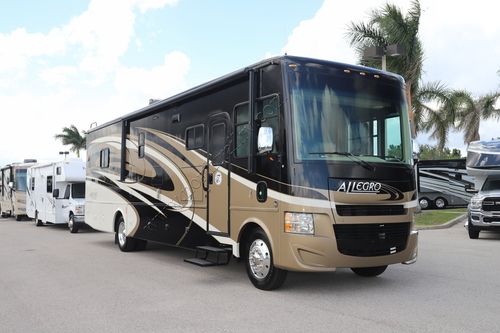 2016 Tiffin Motor Homes Allegro 36LA