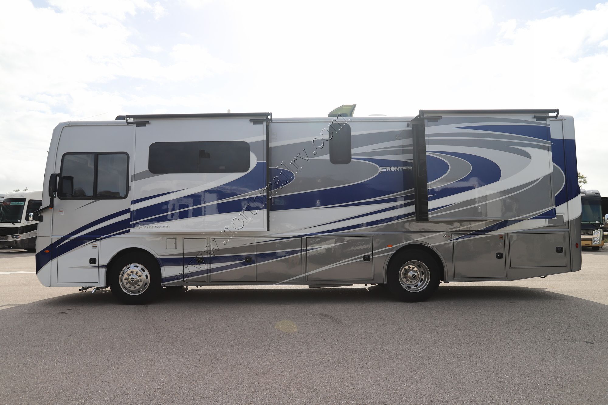 Used 2022 Fleetwood Frontier 34GT Class A  For Sale