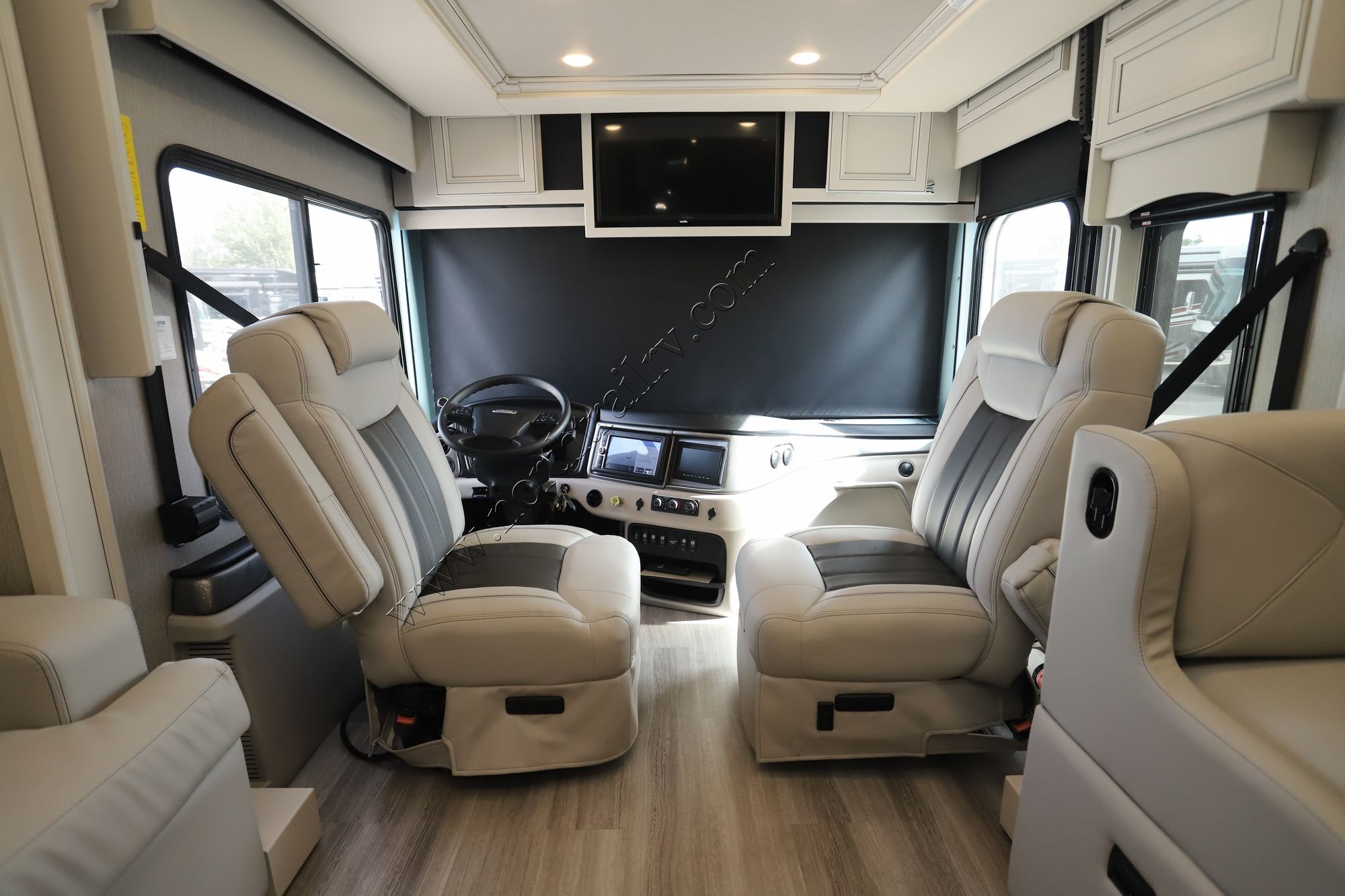 Used 2022 Fleetwood Frontier 34GT Class A  For Sale