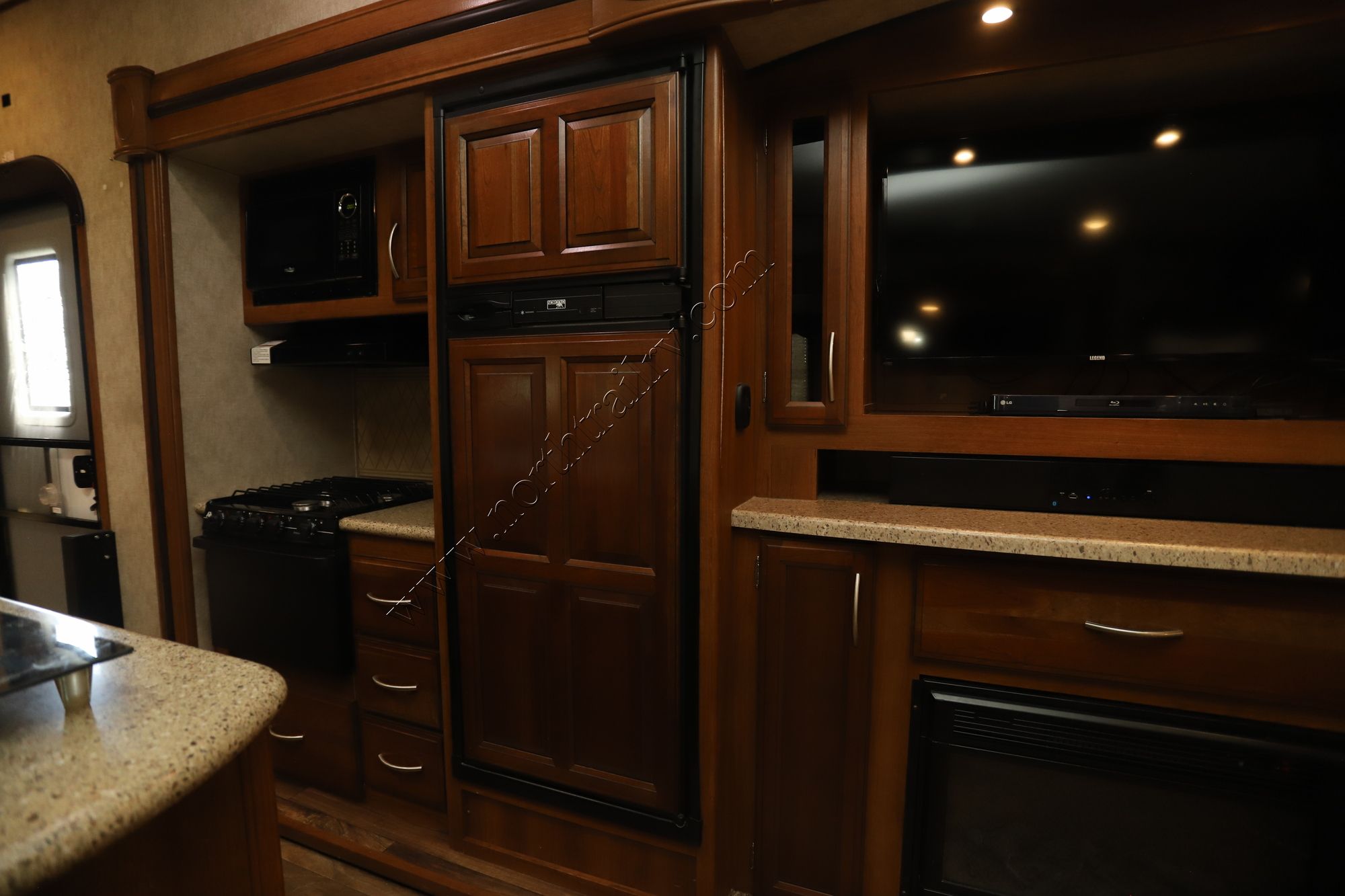 Used 2015 Prime Time Crusader 295RST Fifth Wheel  For Sale