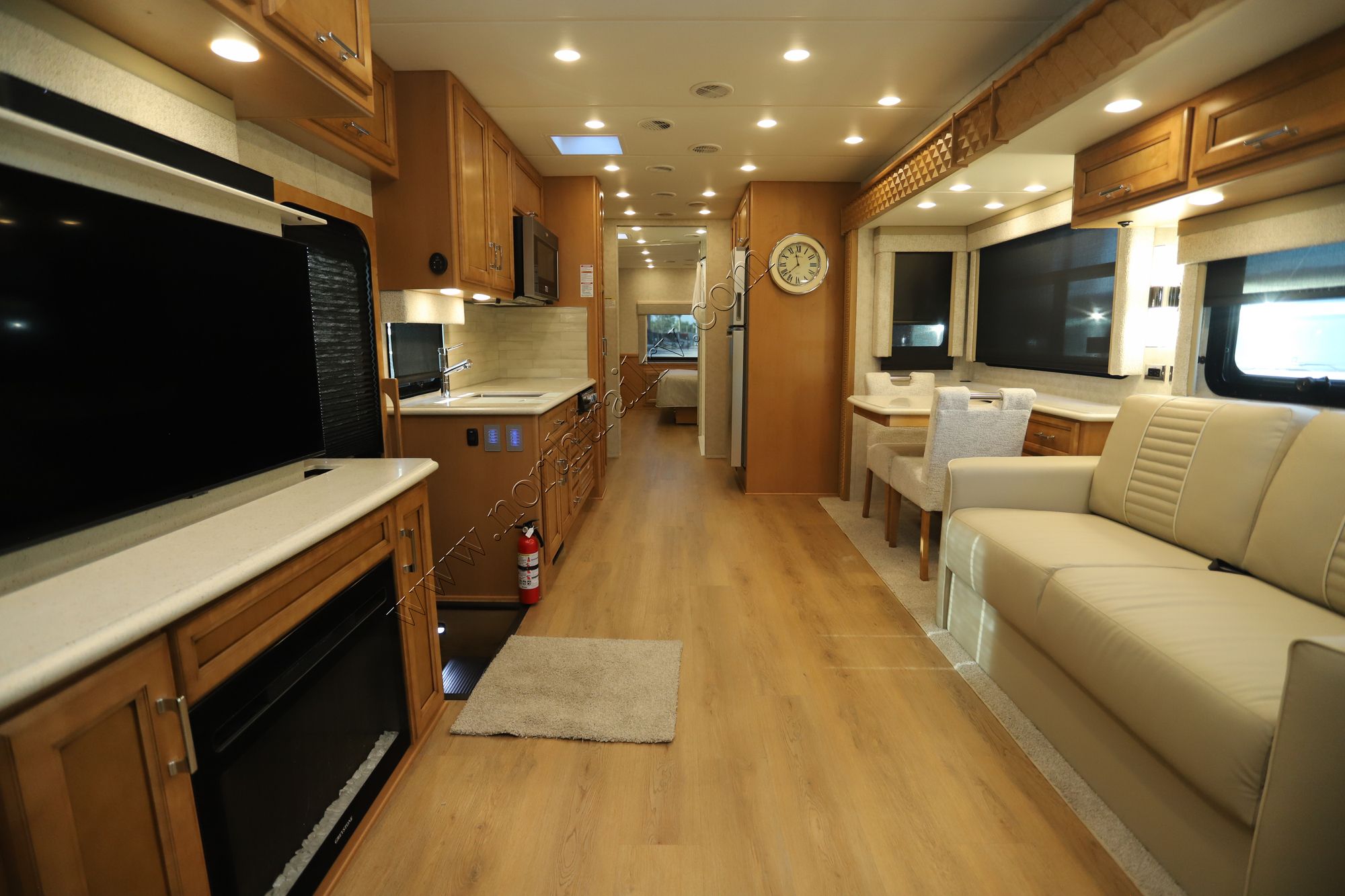 New 2023 Newmar Bay Star 3811 Class A  For Sale