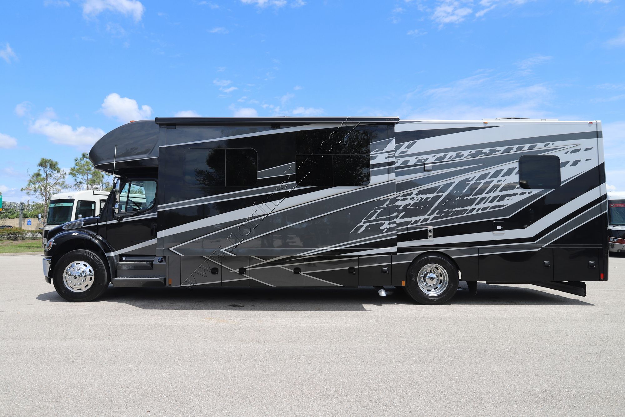 New 2023 Renegade Rv Valencia 36SB Super C  For Sale