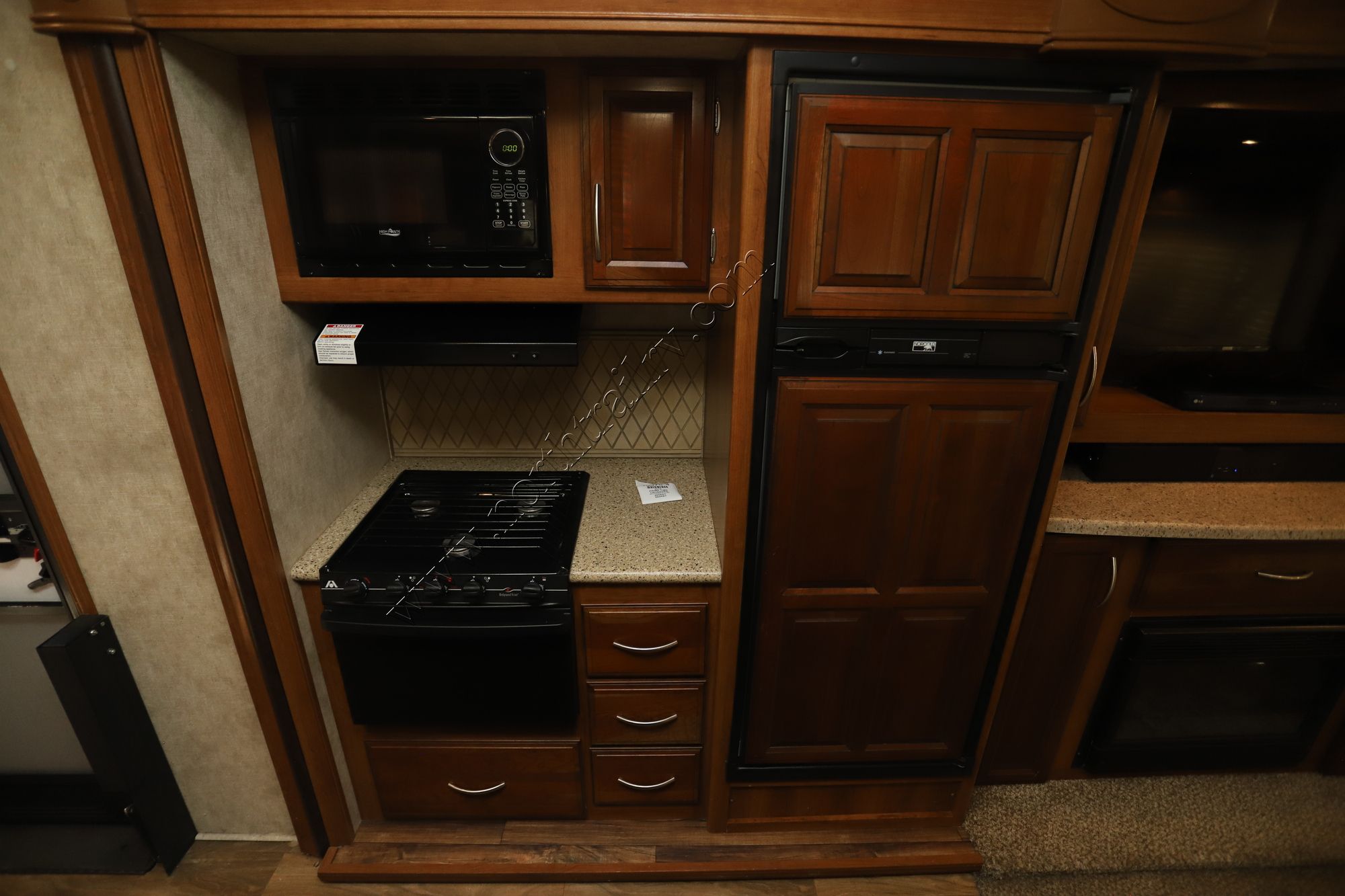 Used 2015 Prime Time Crusader 295RST Fifth Wheel  For Sale