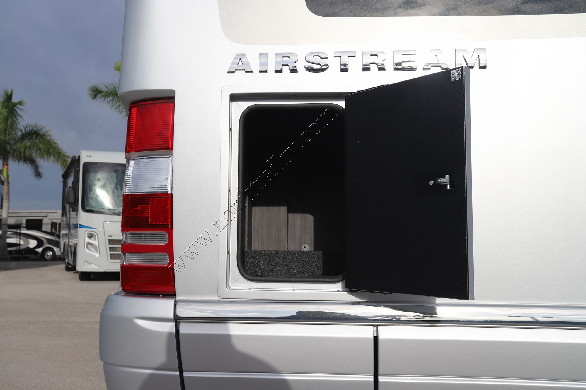 New 2023 Airstream Atlas MB Class C  For Sale