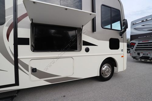 2022 Holiday Rambler Admiral 32S