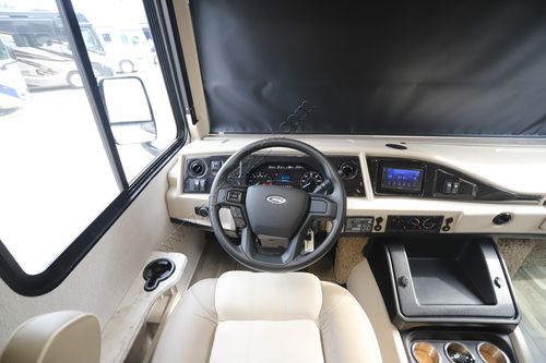 2022 Holiday Rambler Admiral 32S