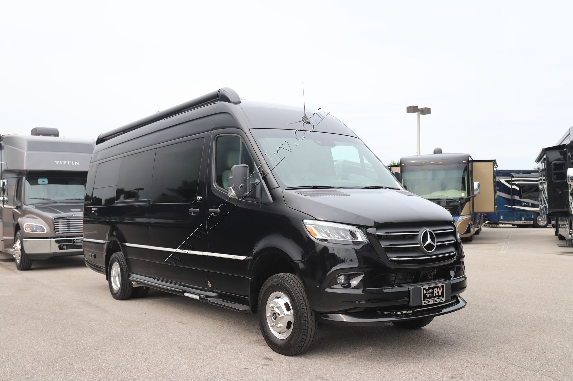Used 2023 Airstream Interstate 24GT 4X4 Class B  For Sale