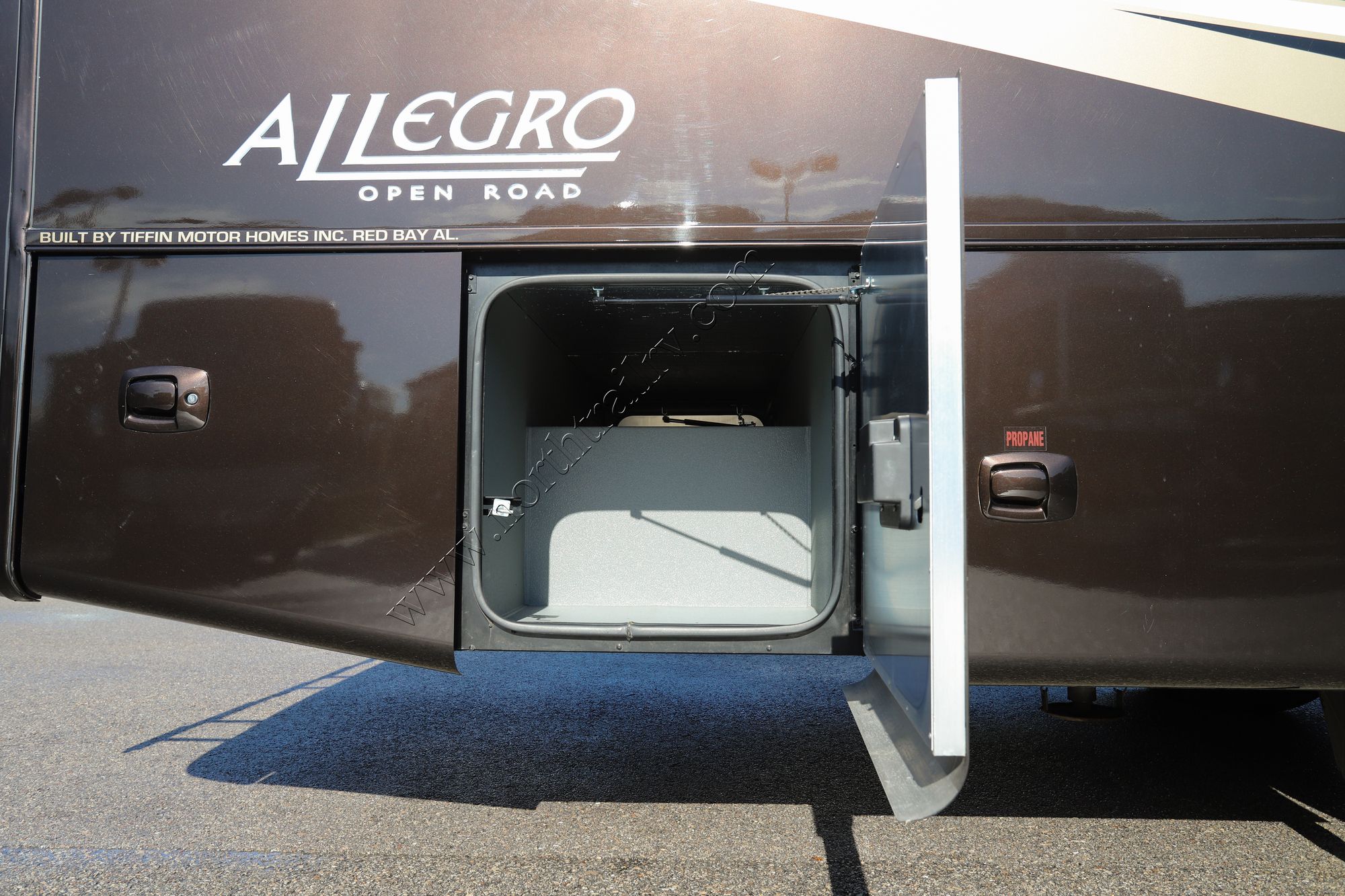 Used 2014 Tiffin Motor Homes Allegro 36LA Class A  For Sale