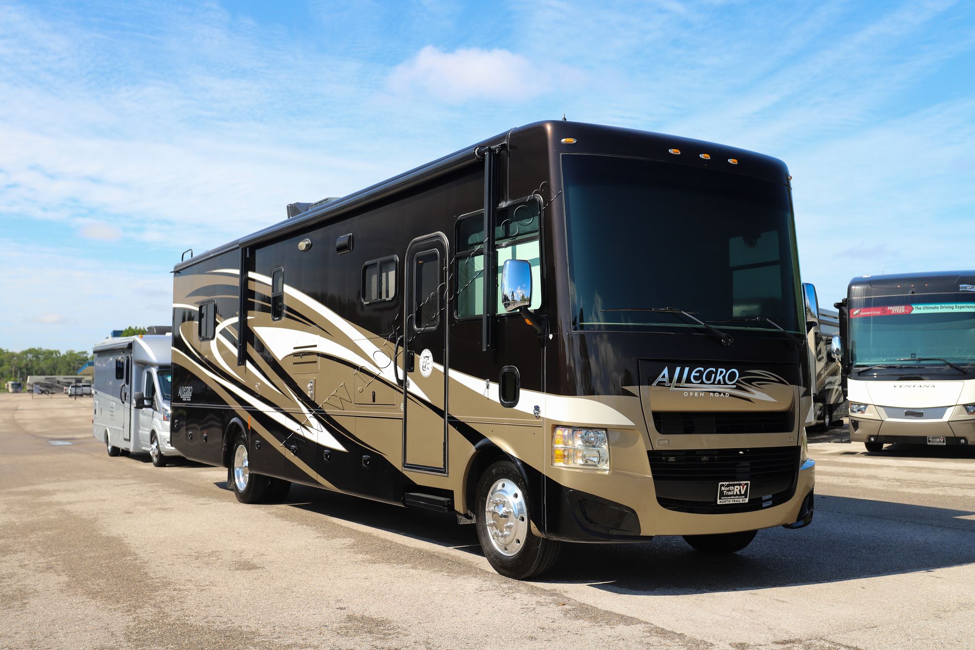 Used 2014 Tiffin Motor Homes Allegro 36LA Class A  For Sale