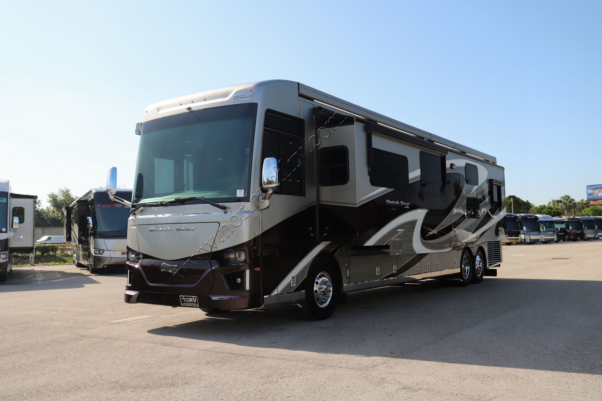 Used 2020 Newmar Dutch Star 4326 Class A  For Sale