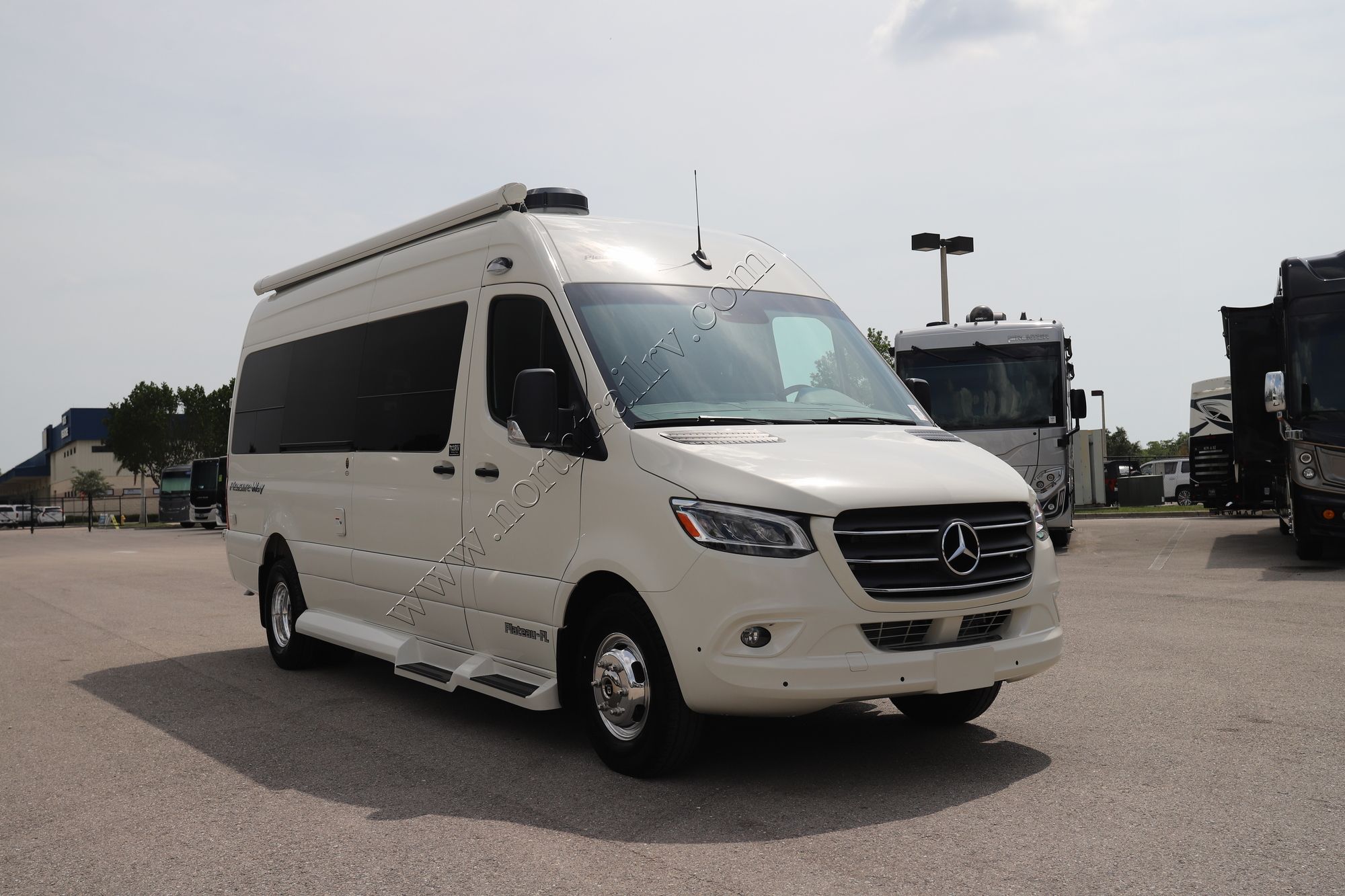 New 2023 Pleasure-Way Plateau FL Class B  For Sale