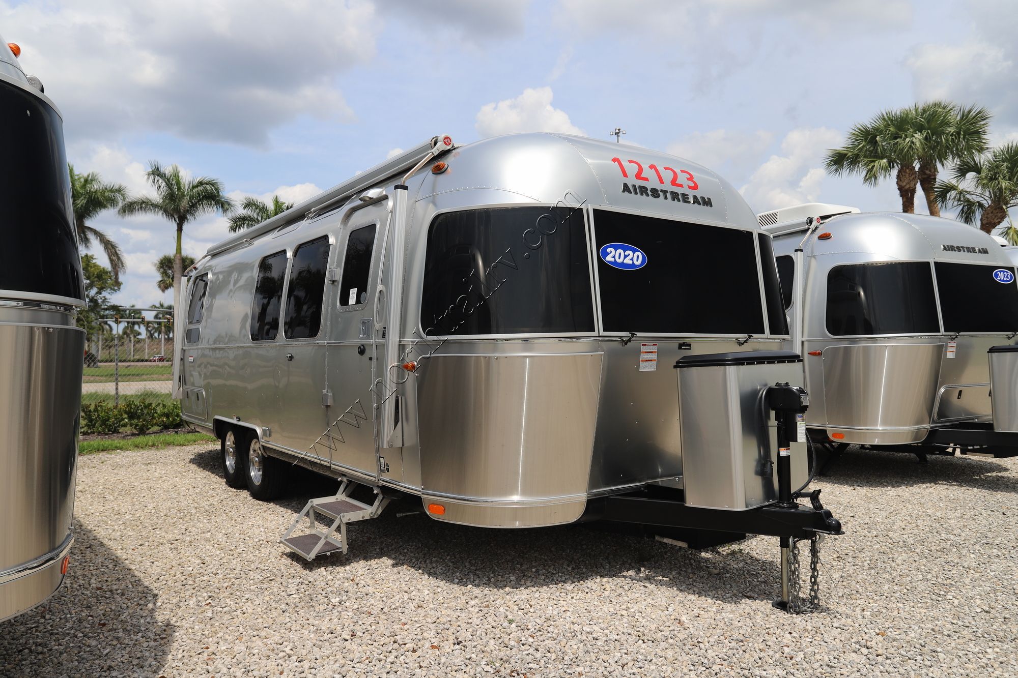 Used 2020 Airstream International 28 Travel Trailer  For Sale